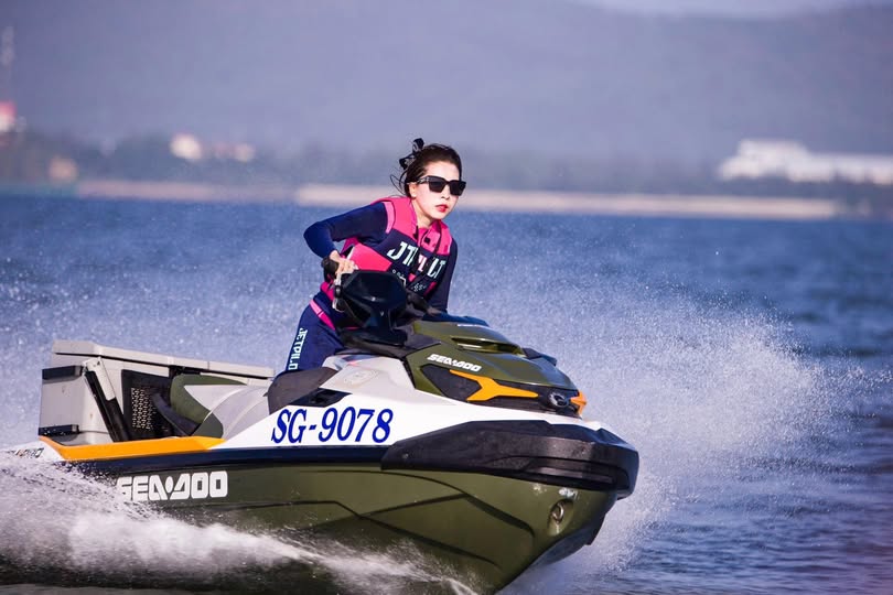 Người yêu của anh trai ngon thế này mà anh trai không biết hưởng thì để em
