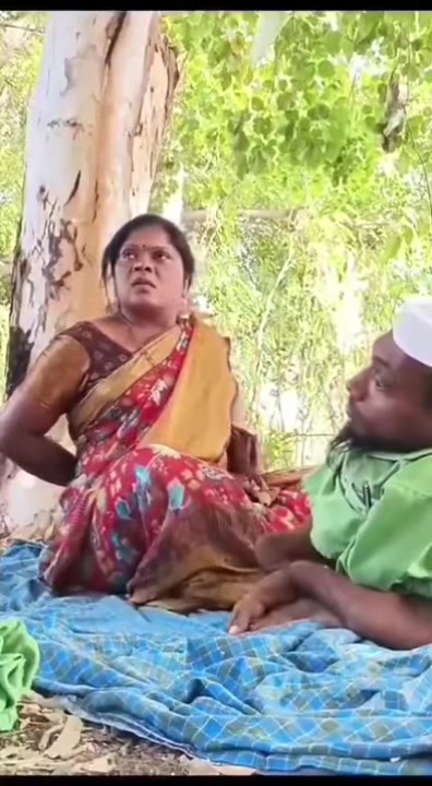 Telugu Mature Paid Bhabhi Giving Handjob And Fucking In Outdoor With Short Man (Viral MMS)