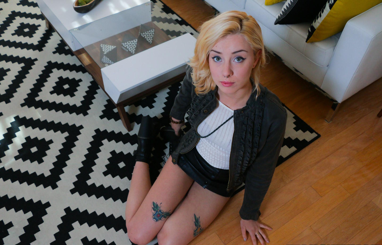Big dick for cute blonde spinner on her first video shoot